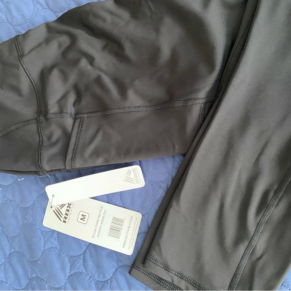 Workout pants, size medium, NWT, 7/8 length